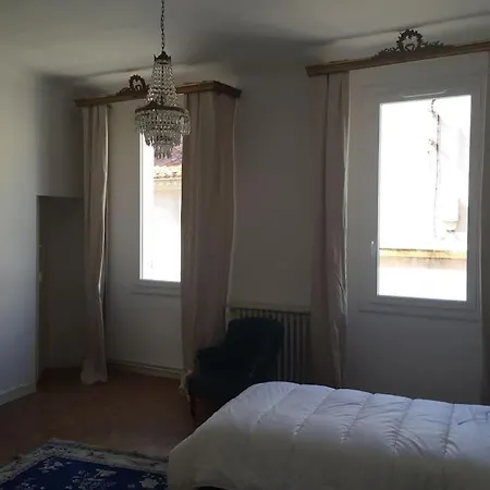 La Maison De Tane / Crew Housse 10 Lits