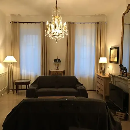 La Maison De Tane / Crew Housse 10 Lits *